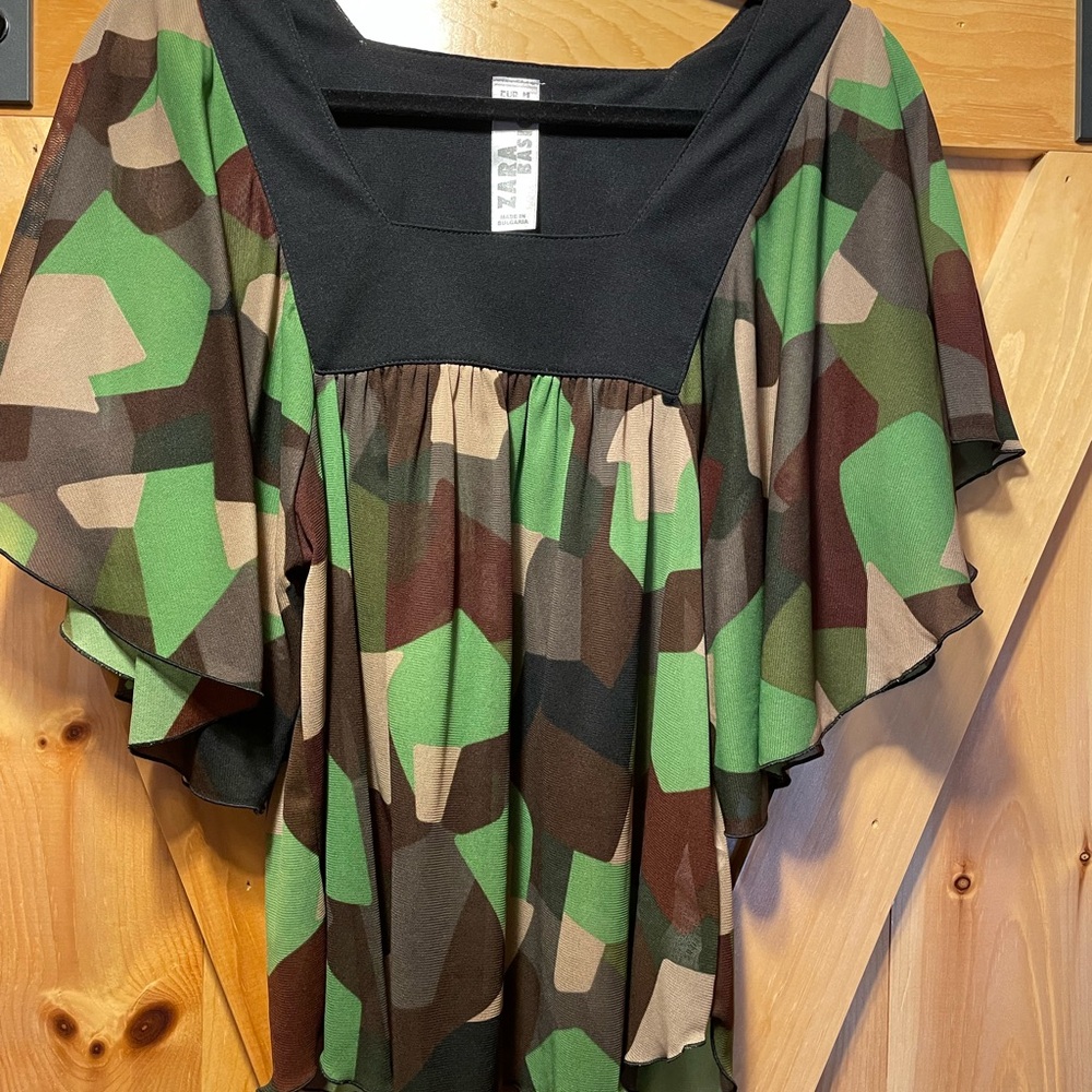 Zara Olive Green Camouflage Flutter Sleeve Top, boho, hippie